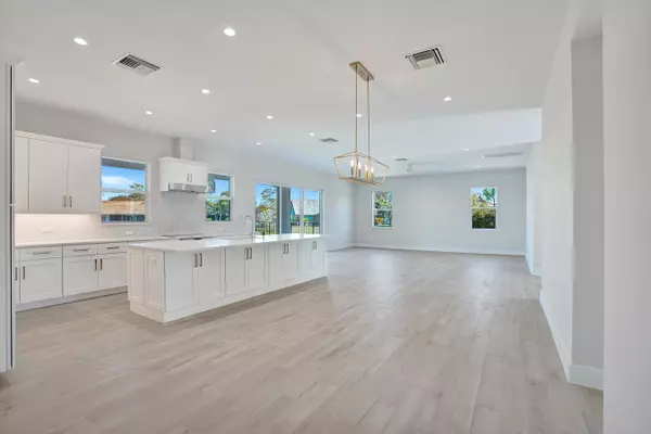 Wellington, FL 33414,1969 Primrose LN