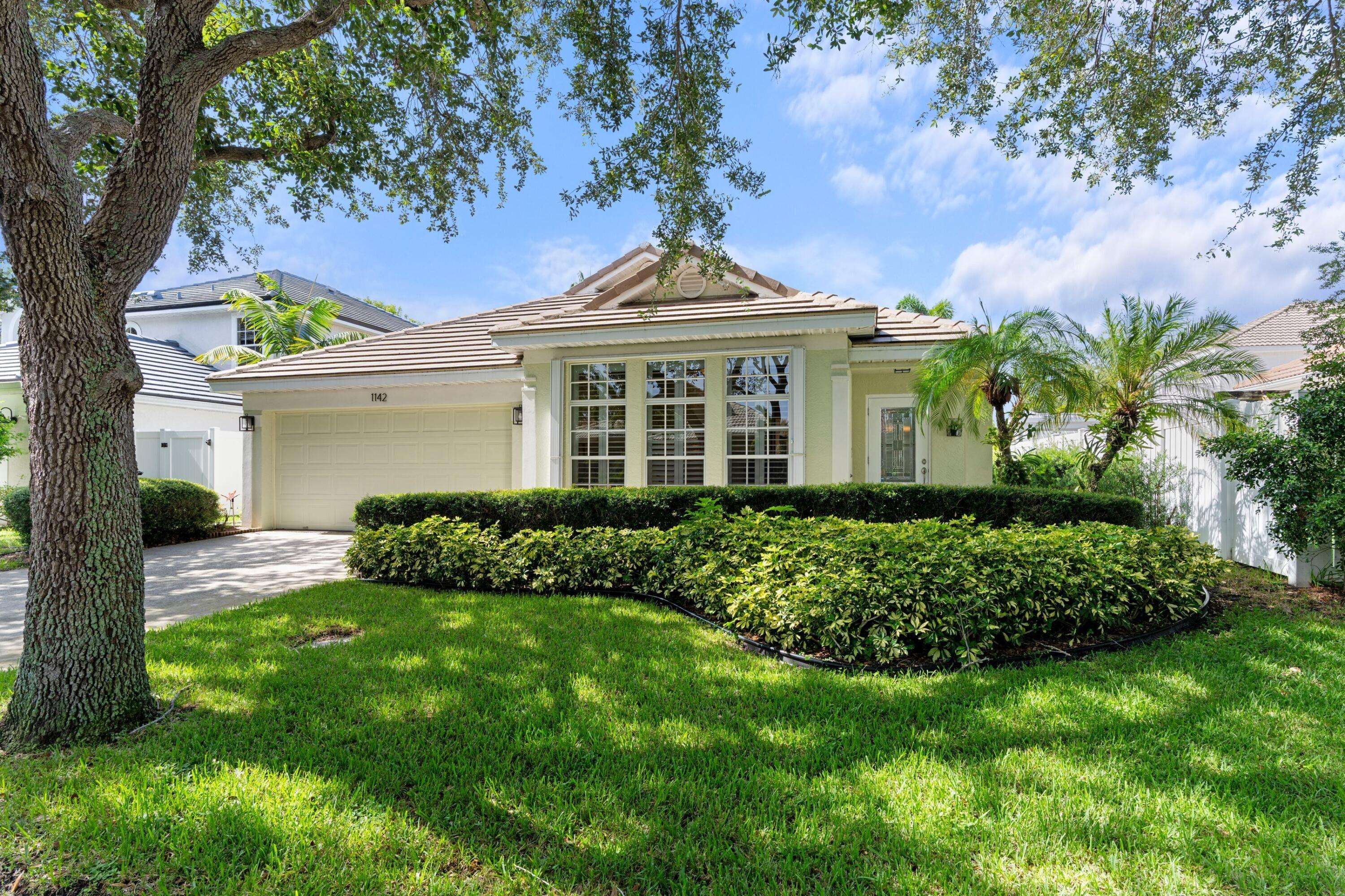 1142 Canoe PT, Delray Beach, FL 33444