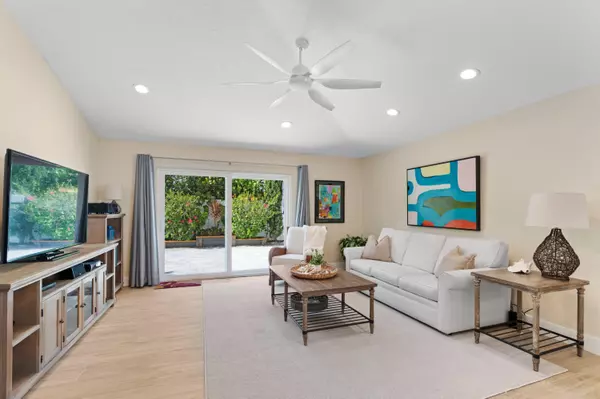 Delray Beach, FL 33444,1142 Canoe PT