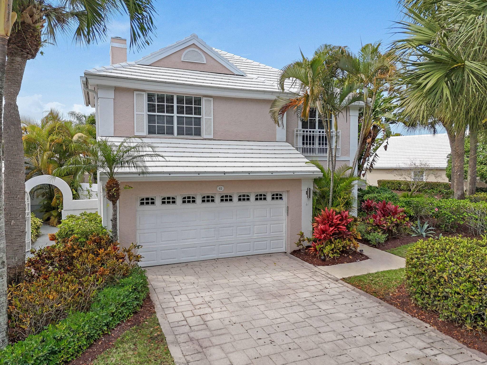 61 Dorchester CIR, Palm Beach Gardens, FL 33418