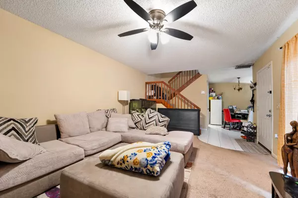 West Palm Beach, FL 33407,3704 37th WAY