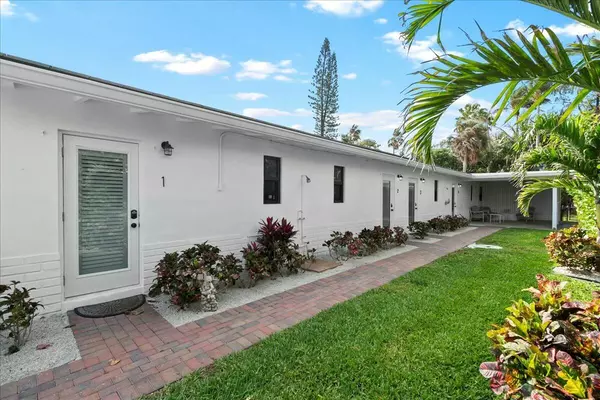 Ocean Ridge, FL 33435,18 Adams RD