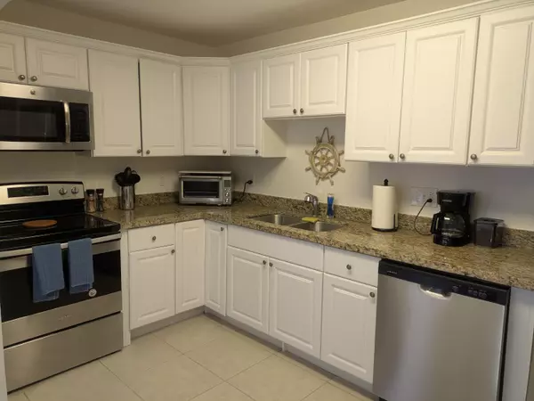 Fort Pierce, FL 34949,1772 Gulfstream AVE E1