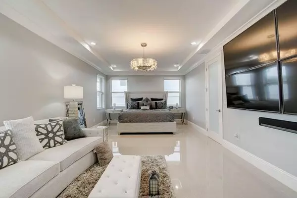 Boynton Beach, FL 33435,240 NE 13th AVE