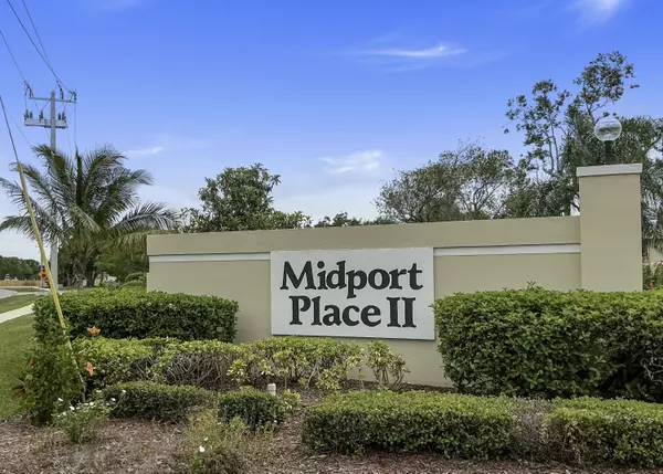 Port Saint Lucie, FL 34952,1544 SE Royal Green CIR K201