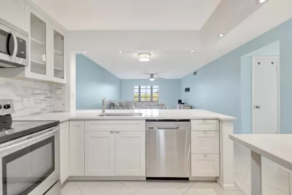 Boynton Beach, FL 33435,2601 NE 3rd CT 3120