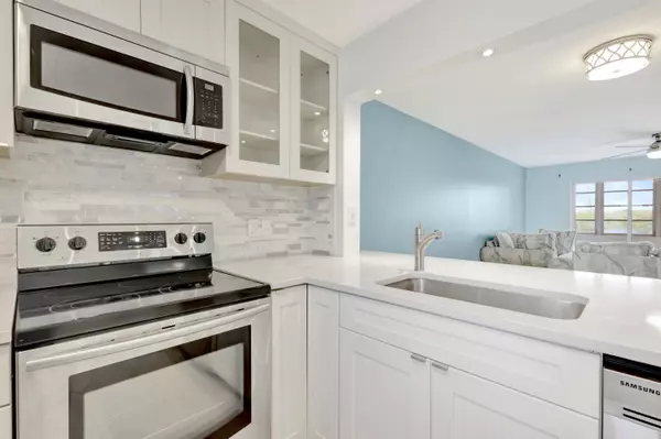 Boynton Beach, FL 33435,2601 NE 3rd CT 3120