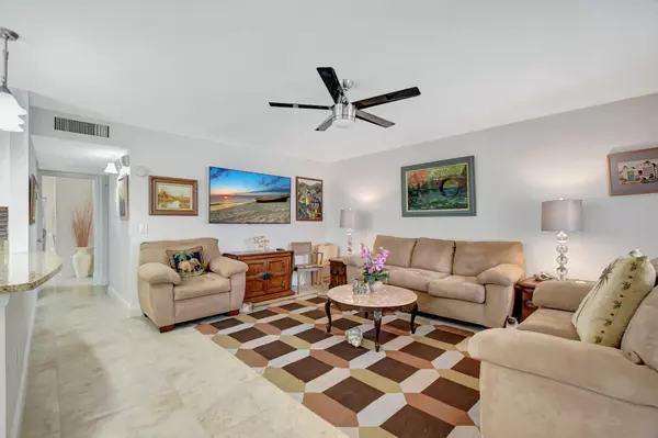 Delray Beach, FL 33484,881 S Normandy