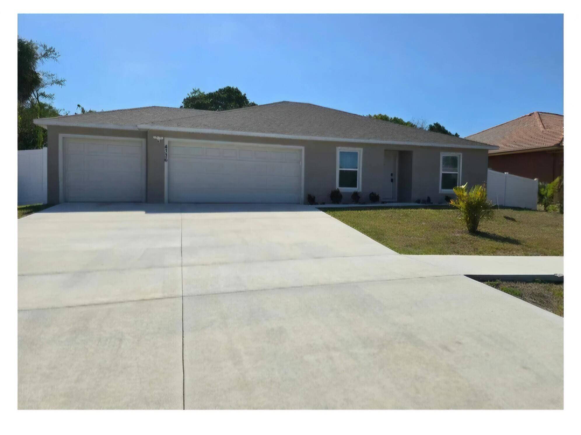 Port Saint Lucie, FL 34953,4336 SW Yamada DR