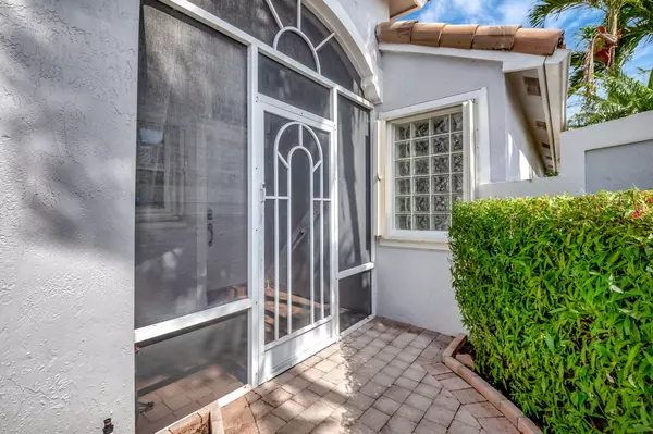 Boynton Beach, FL 33437,7373 Chorale RD