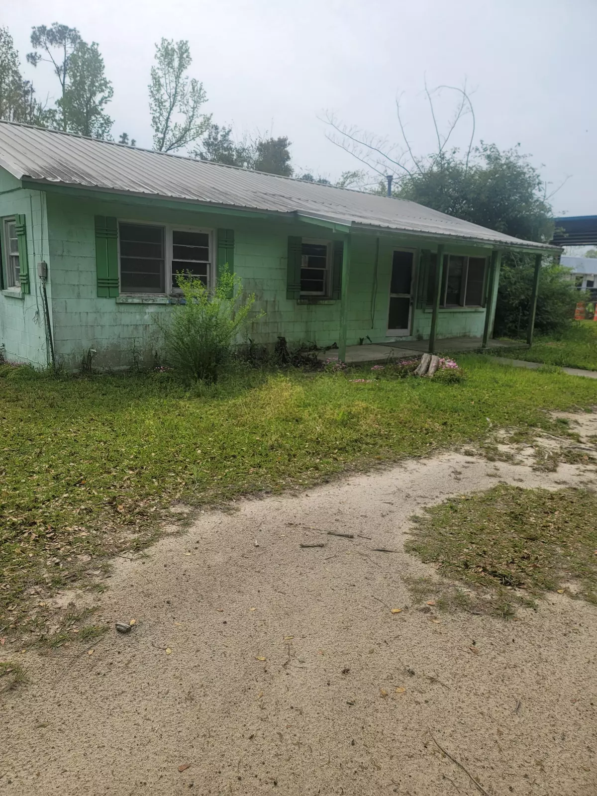 Blountstown, FL 32424,17196 Angle ST