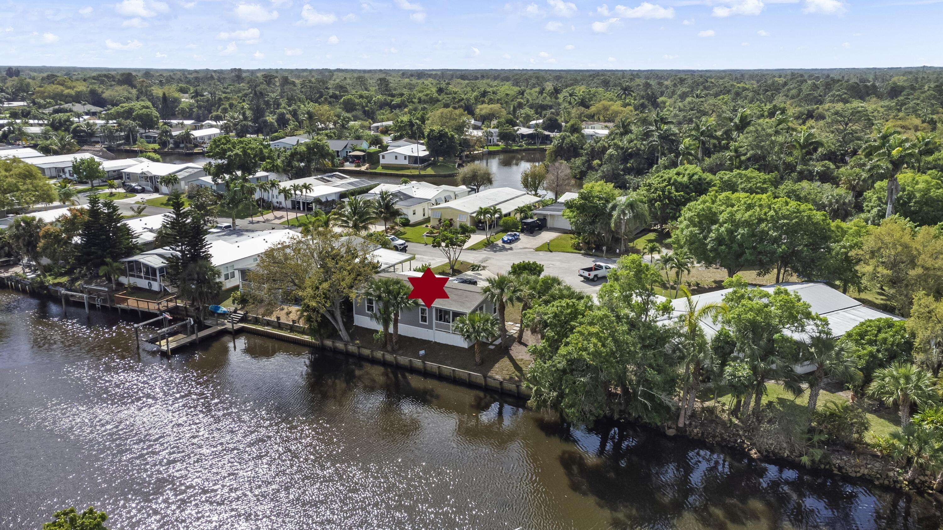 Stuart, FL 34997,111 SE Paradise PL