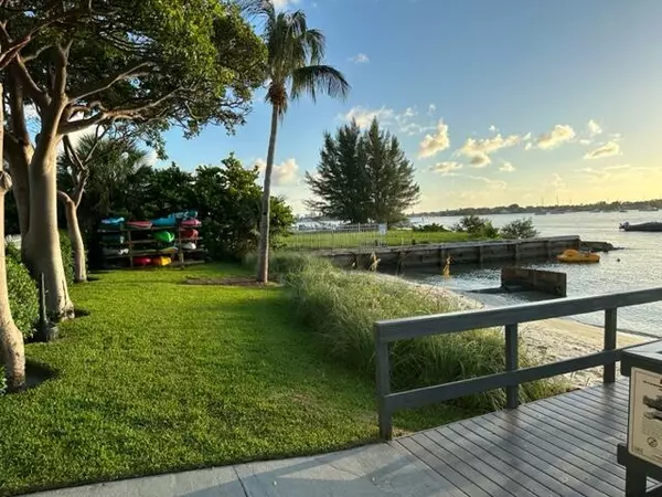 West Palm Beach, FL 33407,5600 N Flagler 803 DR 803