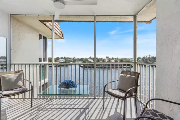 Boynton Beach, FL 33435,650 Snug Harbor DR G403