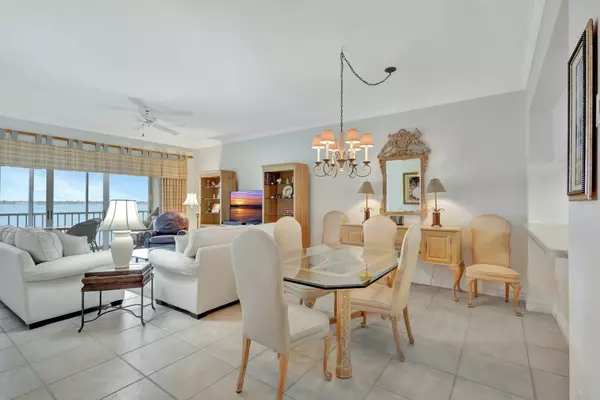 Stuart, FL 34996,144 NE Edgewater DR 3305
