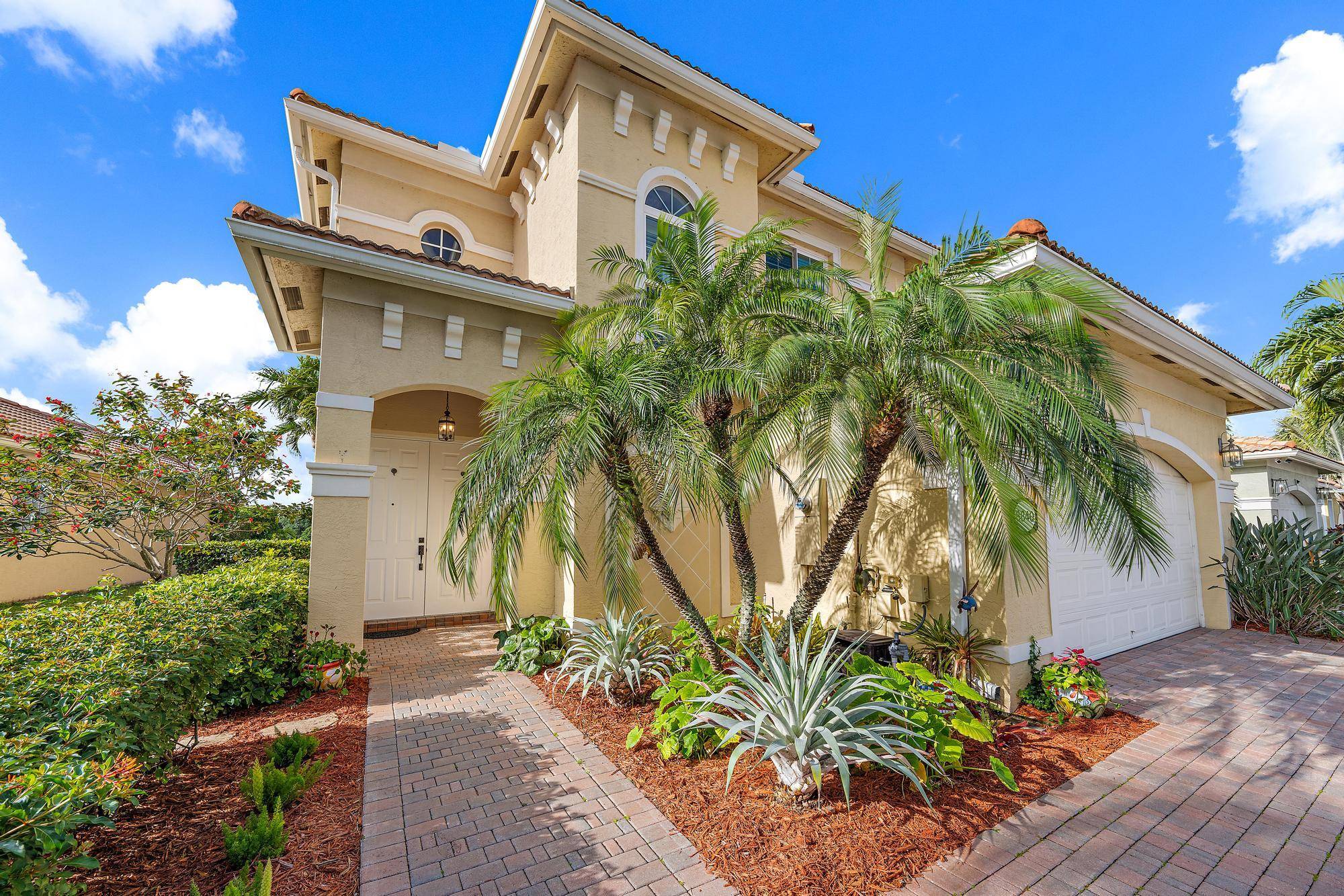 West Palm Beach, FL 33411,8840 S San Andros