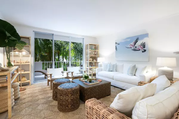 226 Brazilian AVE 2b, Palm Beach, FL 33480