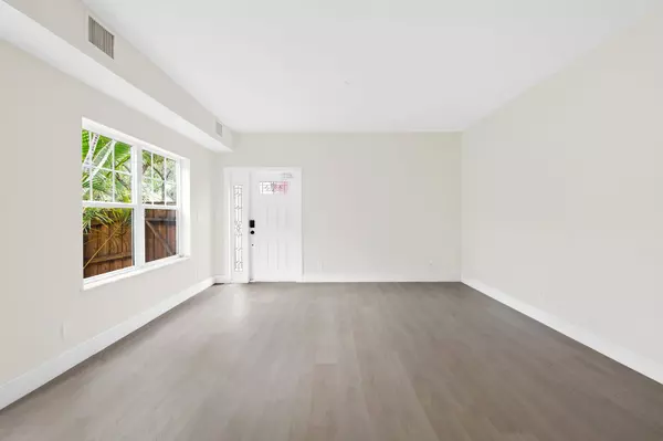 Fort Lauderdale, FL 33311,645 NW 2 AVE