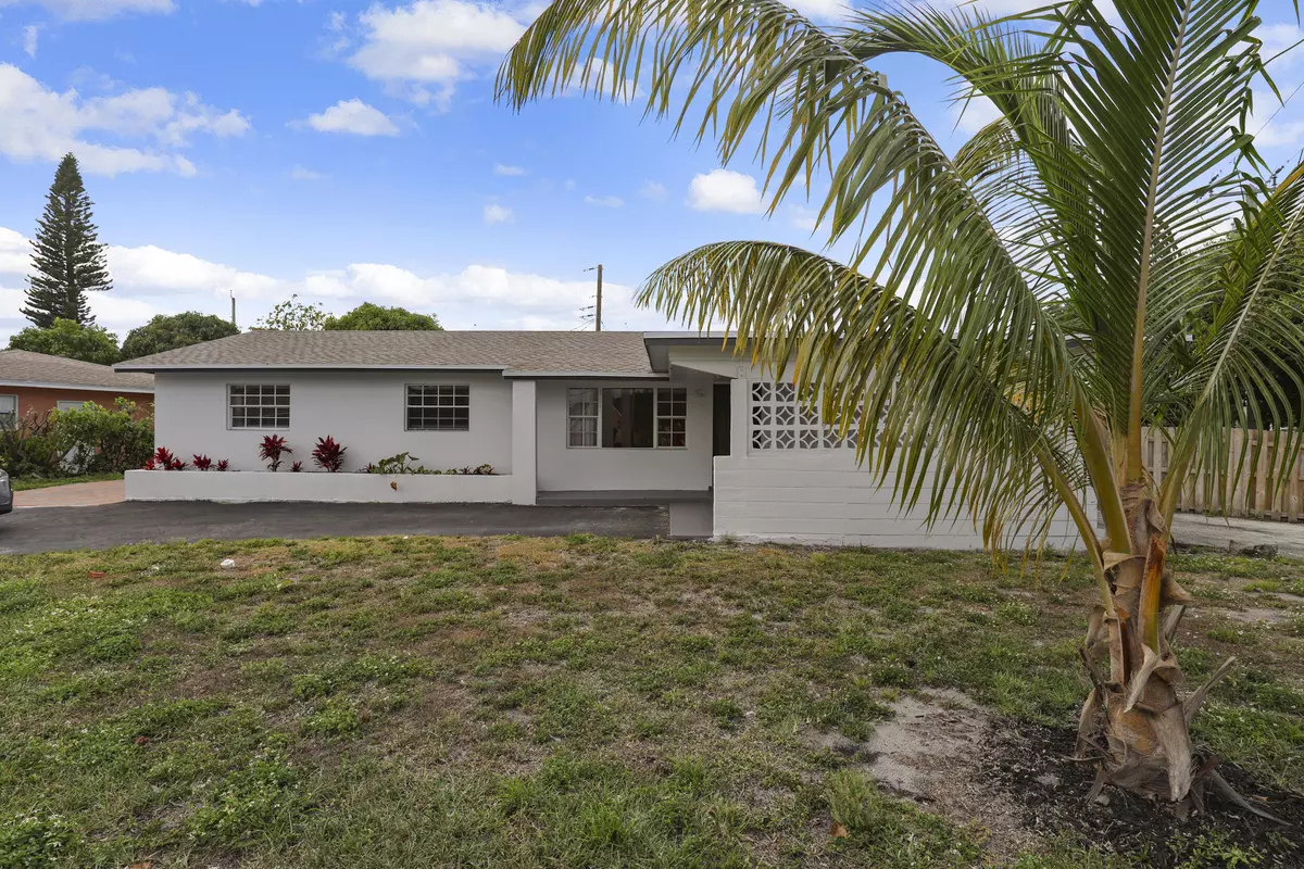 West Palm Beach, FL 33409,319 S Congress AVE A