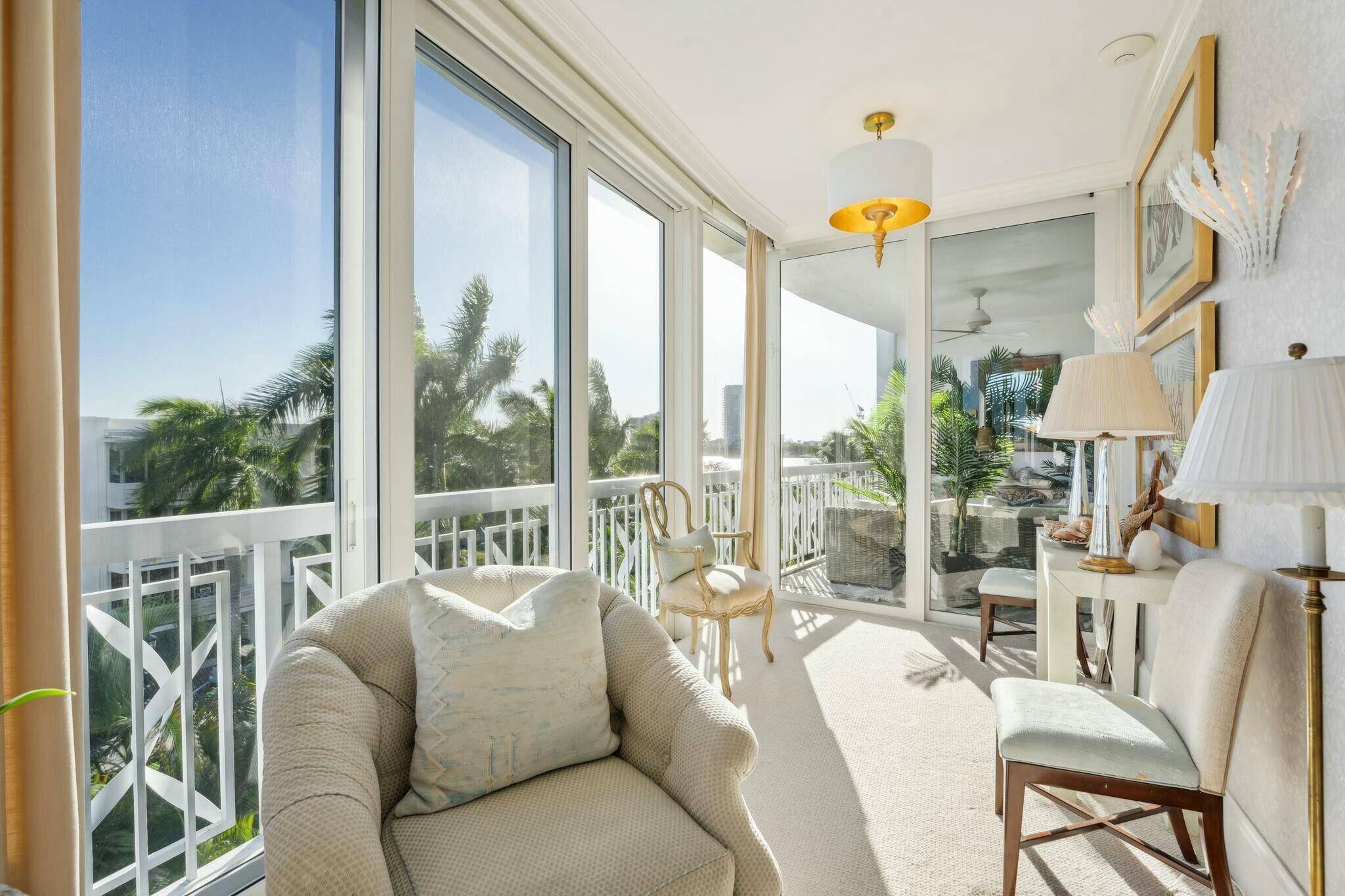 Palm Beach, FL 33480,389 S Lake DR 4c