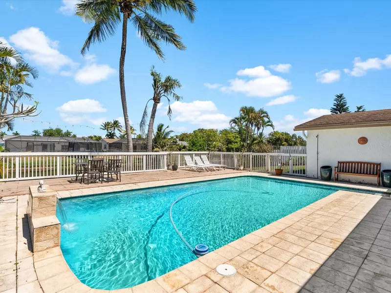 11455 NW 41st ST, Sunrise, FL 33323