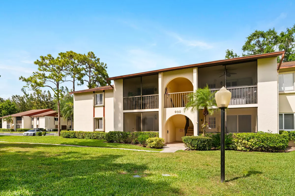 West Palm Beach, FL 33417,4885 Sable Pine CIR B1