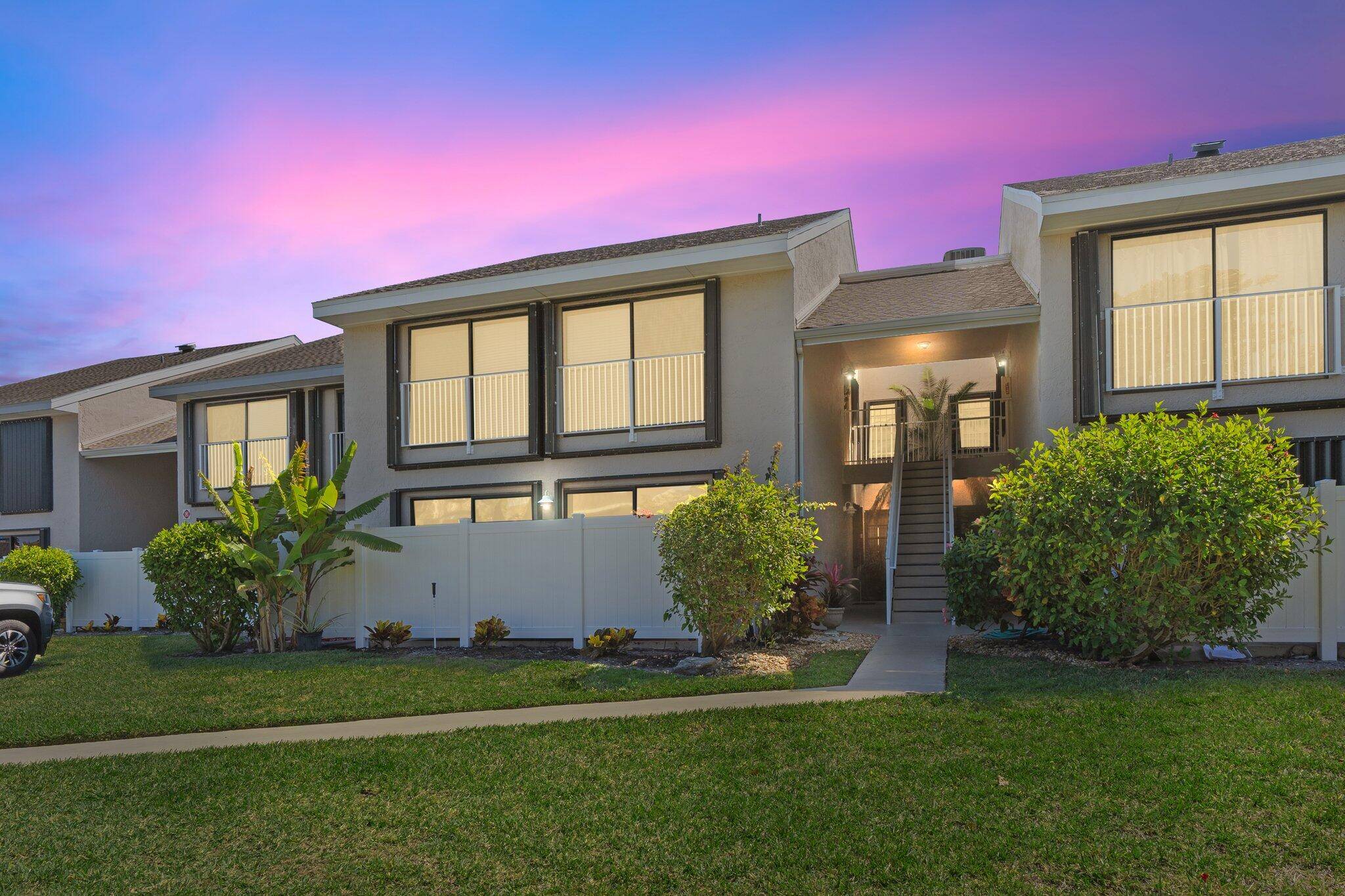 Fort Pierce, FL 34949,3212 S Lakeview CIR 10-205