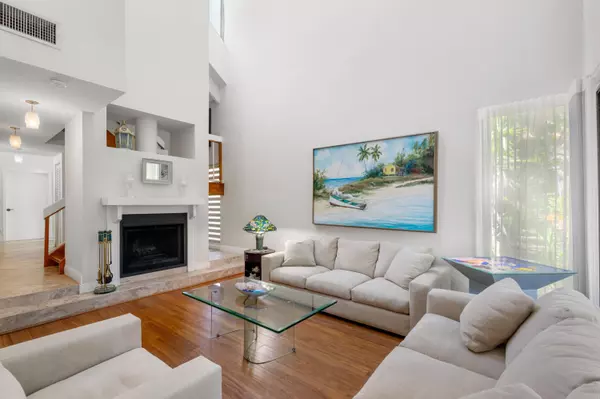 Boca Raton, FL 33486,754 Saint Albans DR