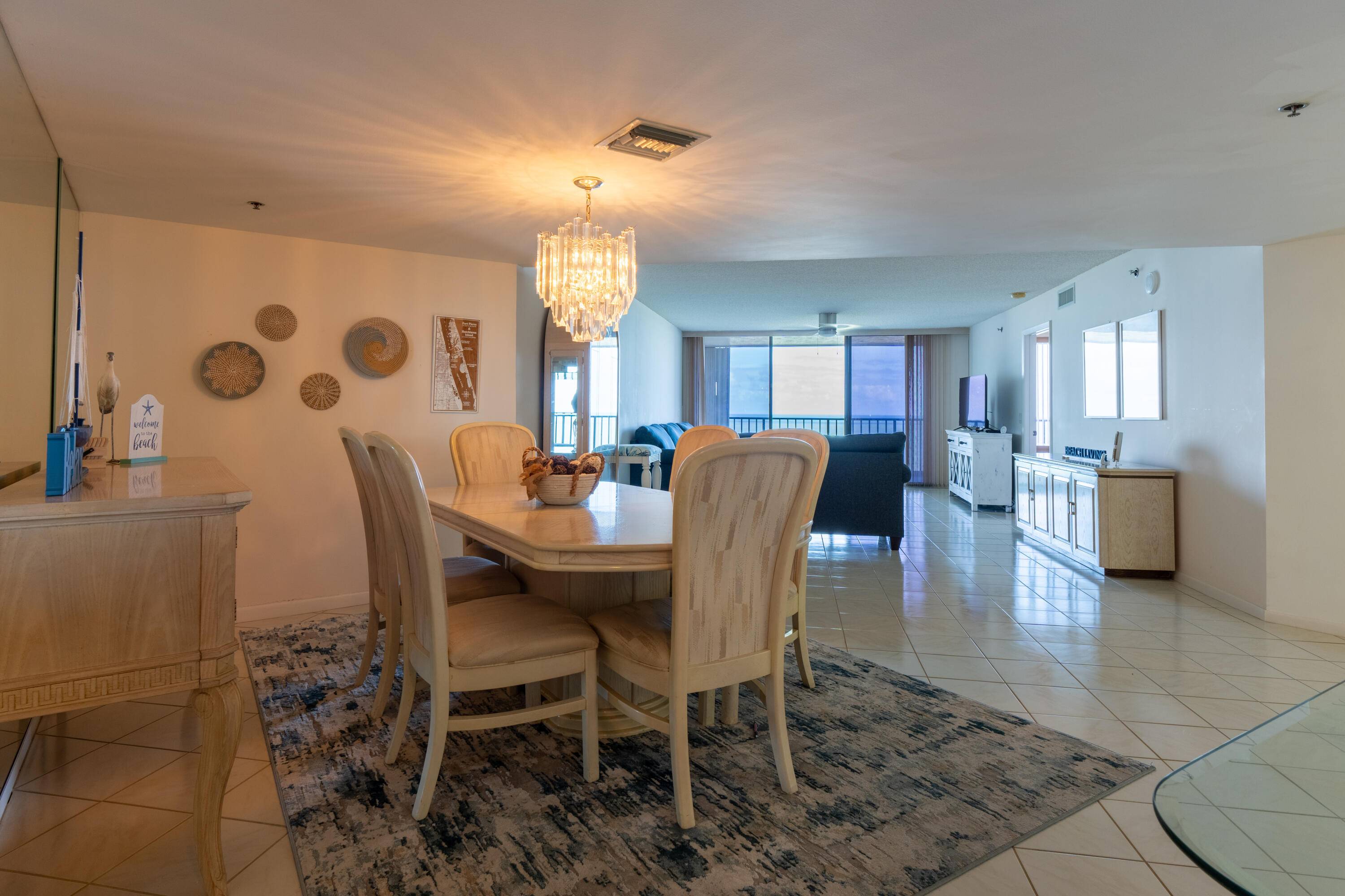 Hutchinson Island, FL 34949,3120 N Highway A1a 1004