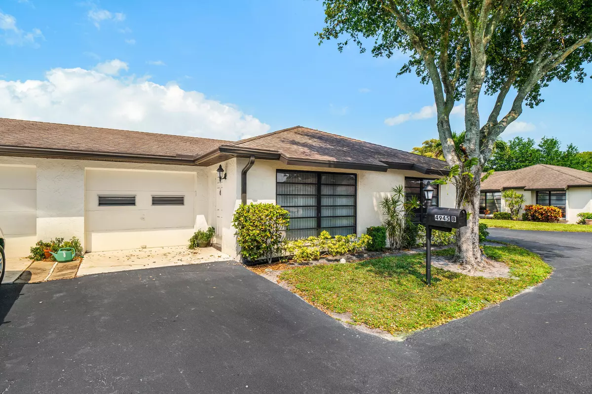 Boynton Beach, FL 33436,4945 Eaglewood RD B