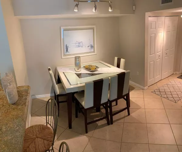 Boynton Beach, FL 33435,805 Villa Circle