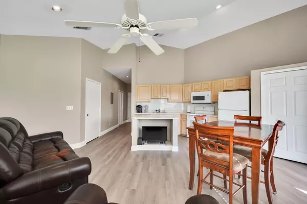 Port Saint Lucie, FL 34986,9847 Perfect DR 168