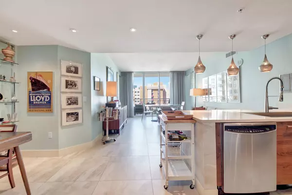 West Palm Beach, FL 33401,480 Hibiscus ST 736