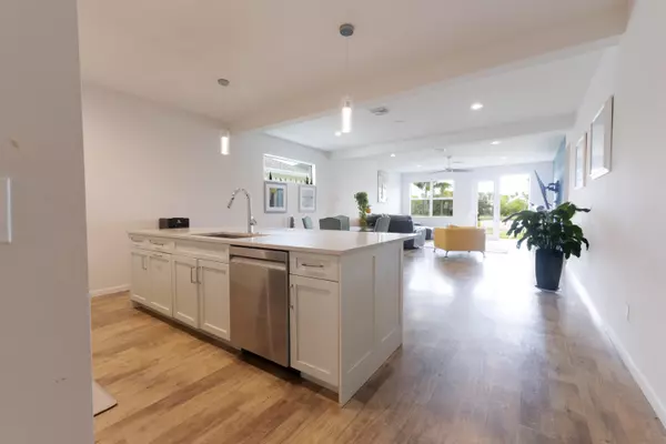 Vero Beach, FL 32967,2172 Falls MNR