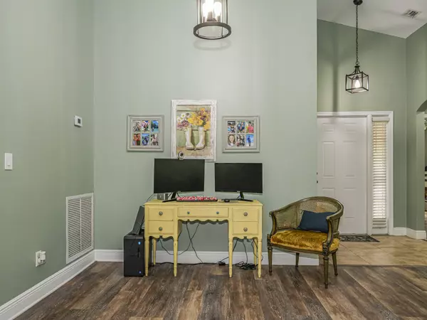 Fort Pierce, FL 34945,9322 Breakers Row