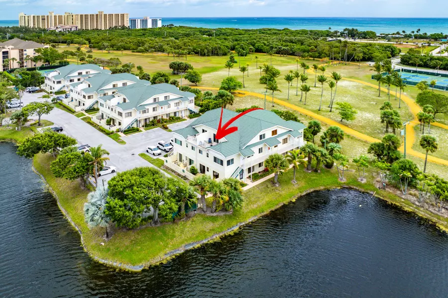 470 N N Bella Vista CT, Jupiter, FL 33477