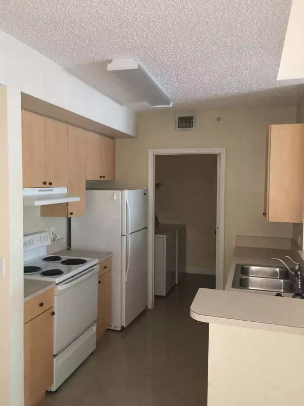 Lake Worth, FL 33463,5016 Lantana RD 1309