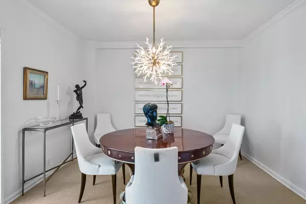 Palm Beach, FL 33480,44 Cocoanut ROW 124 B