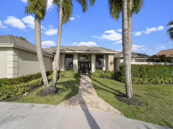 Wellington, FL 33414,15775 Meadow Wood DR