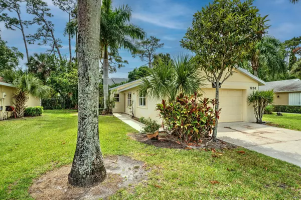 West Palm Beach, FL 33409,1236 Pine Sage CIR