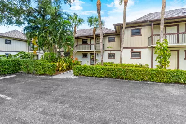 Wellington, FL 33414,13334 Polo Club RD 216-217