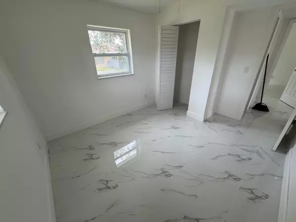 Fort Pierce, FL 34982,508 Palm AVE