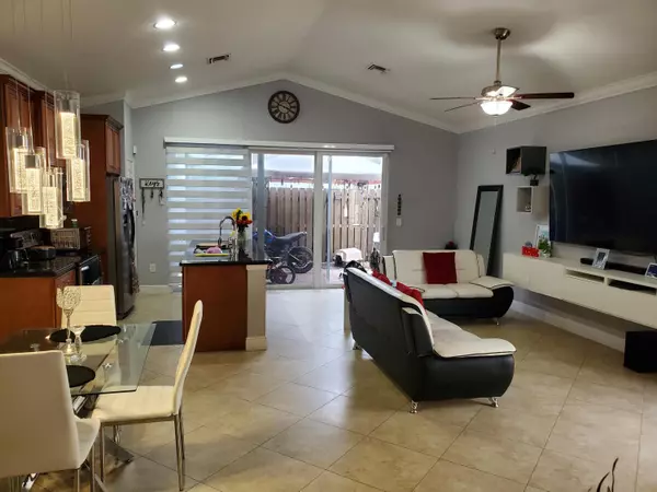Palm Springs, FL 33461,3129 Shelby WAY