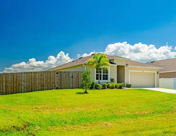 1508 SE Talavera ST, Palm Bay, FL 32909