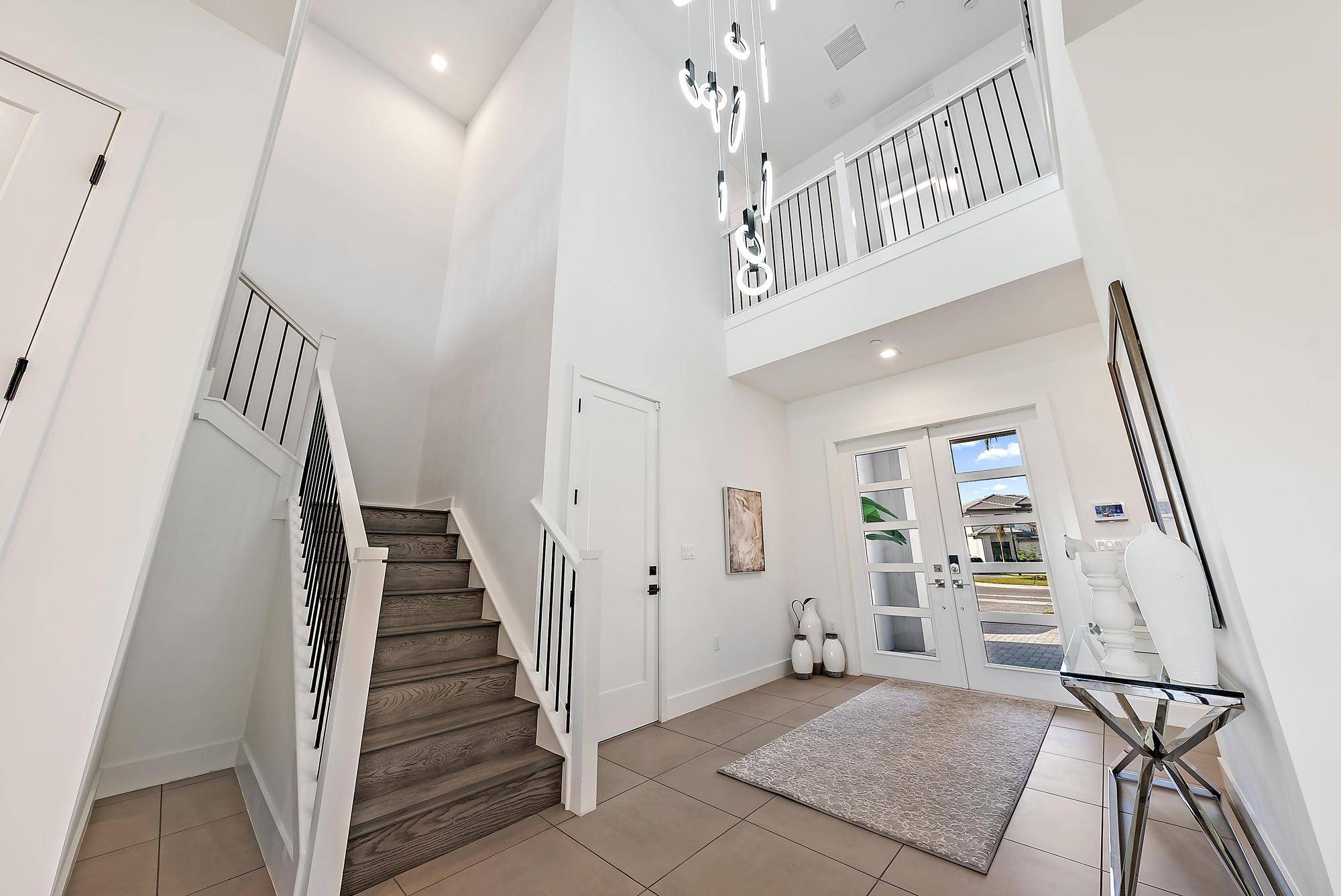 Palm Beach Gardens, FL 33412,12869 Wingspan CT
