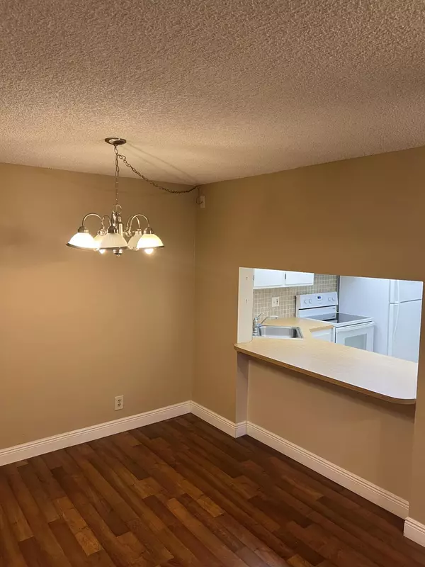 Greenacres, FL 33415,719 Sunny Pine WAY H1