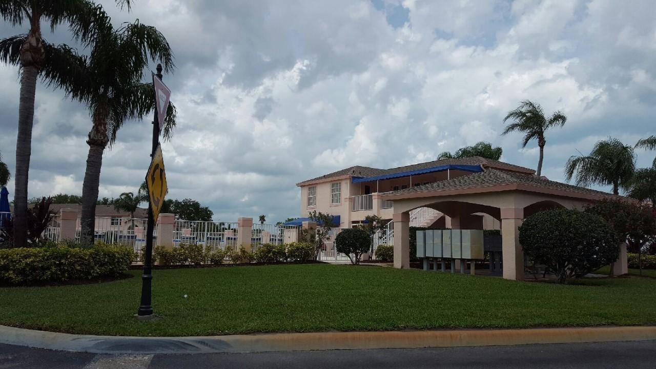 Port Saint Lucie, FL 34952,2082 SE Wild Meadow CIR
