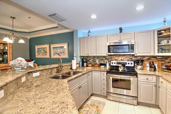 Cape Coral, FL 33909,3956 Pomodoro CIR 102