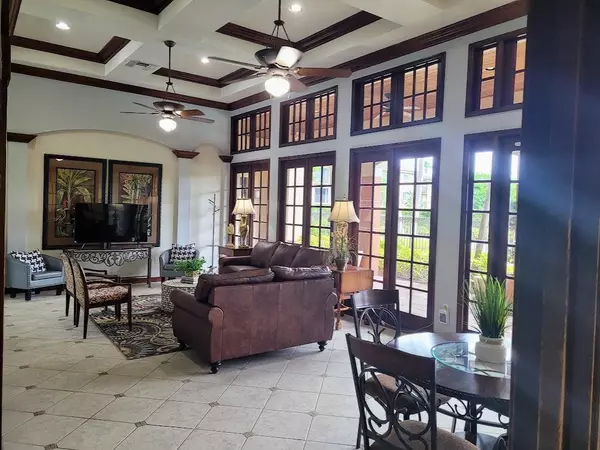 West Palm Beach, FL 33417,4187 N Haverhill RD 515