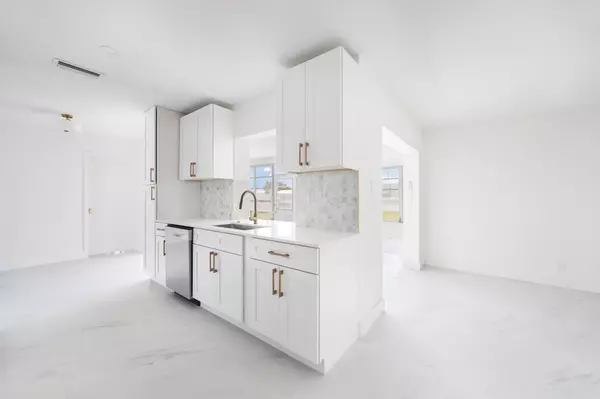 Tamarac, FL 33321,8508 NW 59 PL